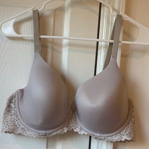 aerie real sunnie full coverage Smooth Molded T-Shirt Bra with Lace Band